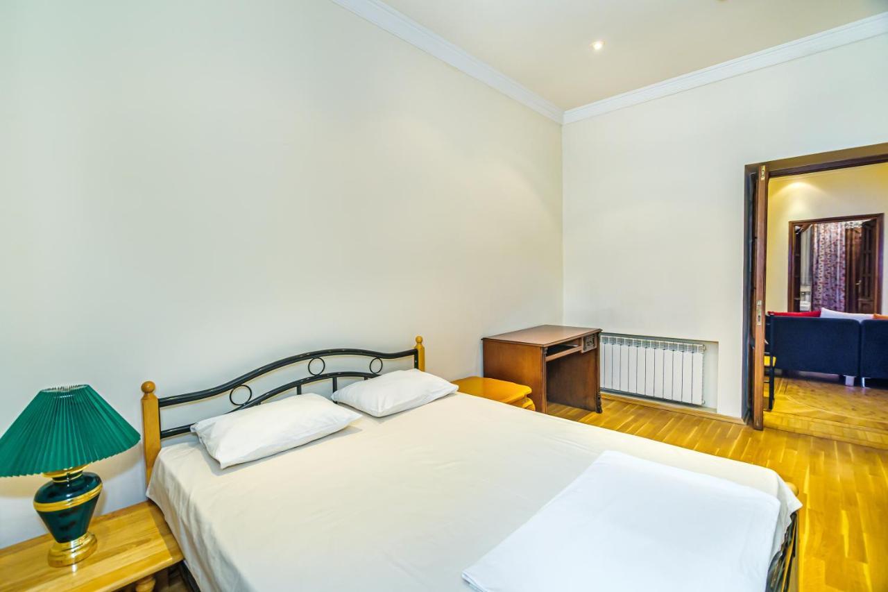 Garden View Apartment Baky Esterno foto