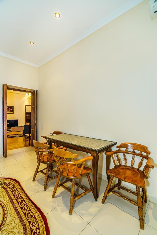 Garden View Apartment Baky Esterno foto