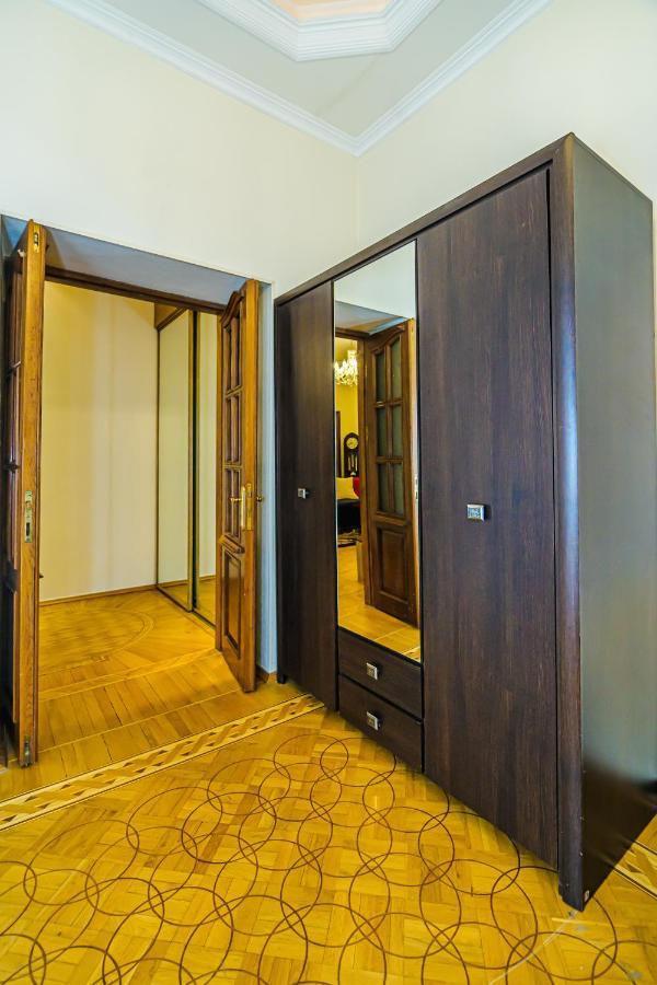 Garden View Apartment Baky Esterno foto