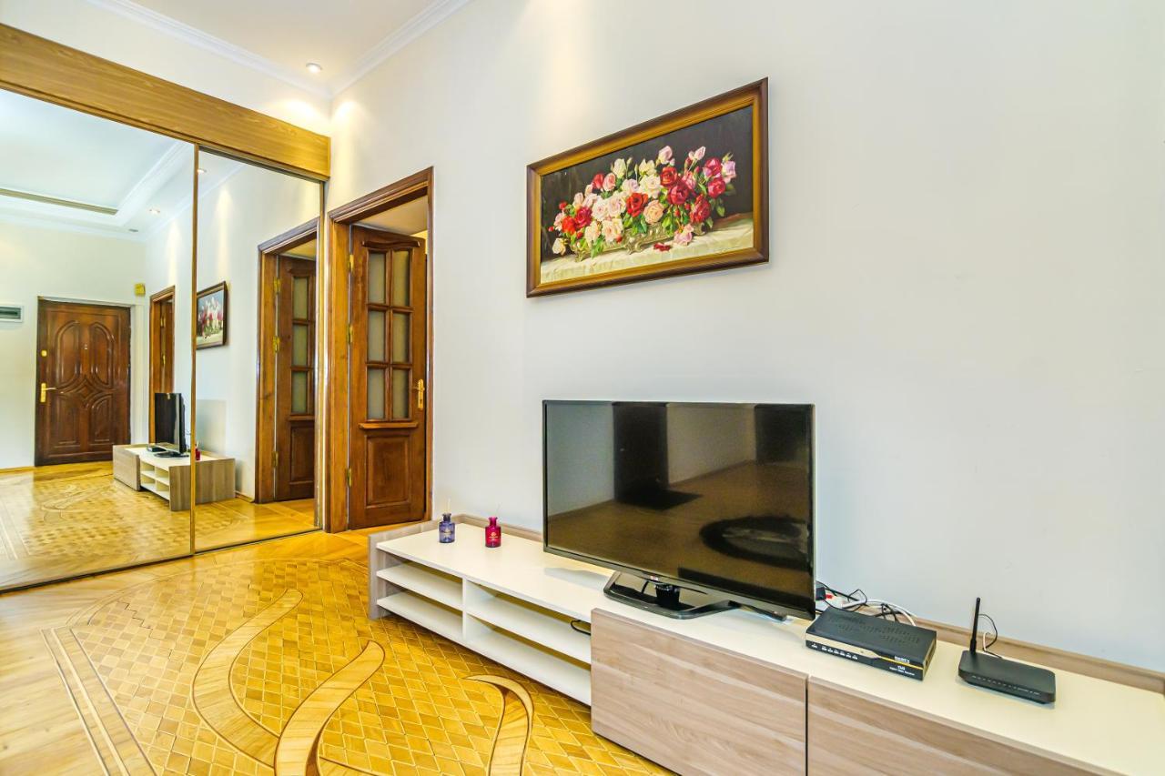 Garden View Apartment Baky Esterno foto